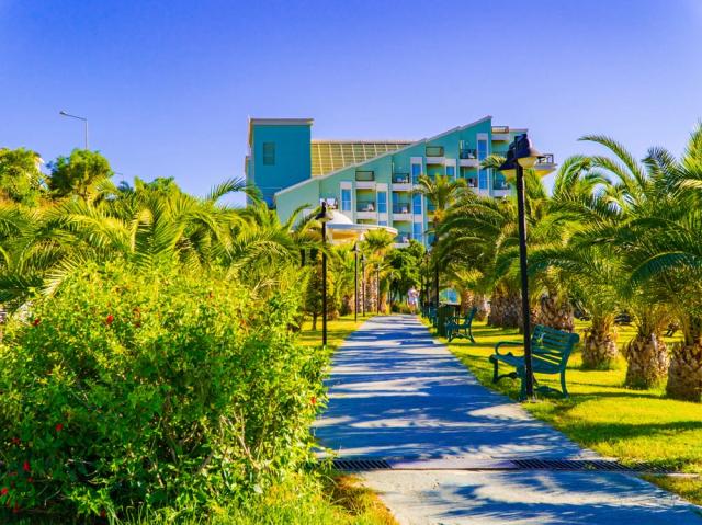 Royal Atlantis Spa & Resort
