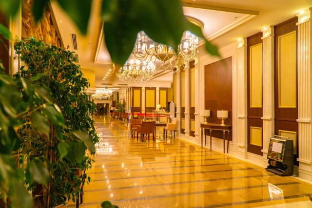Royal Atlantis Spa & Resort