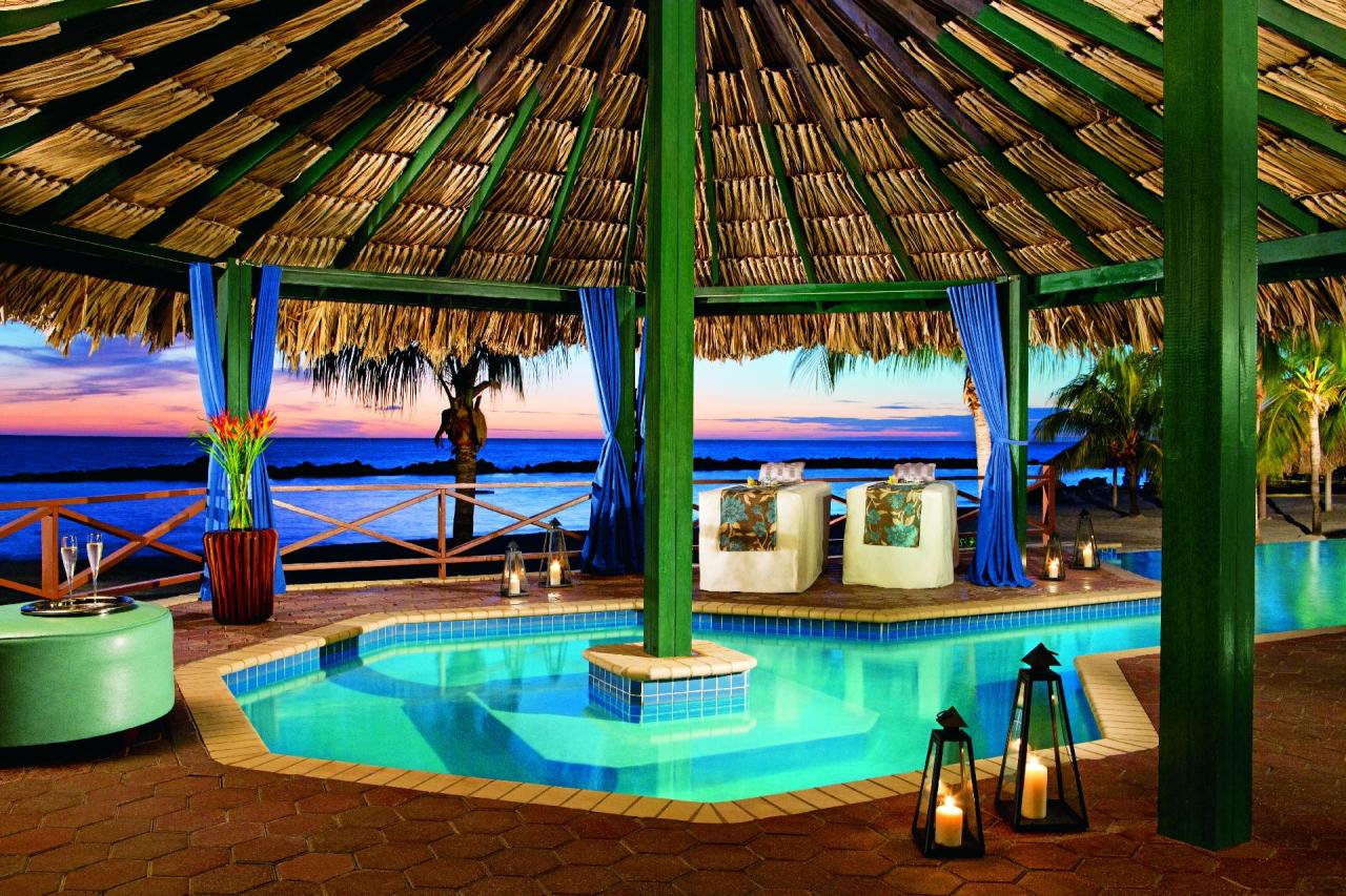 1.breezes curacao beach resort spa & casino