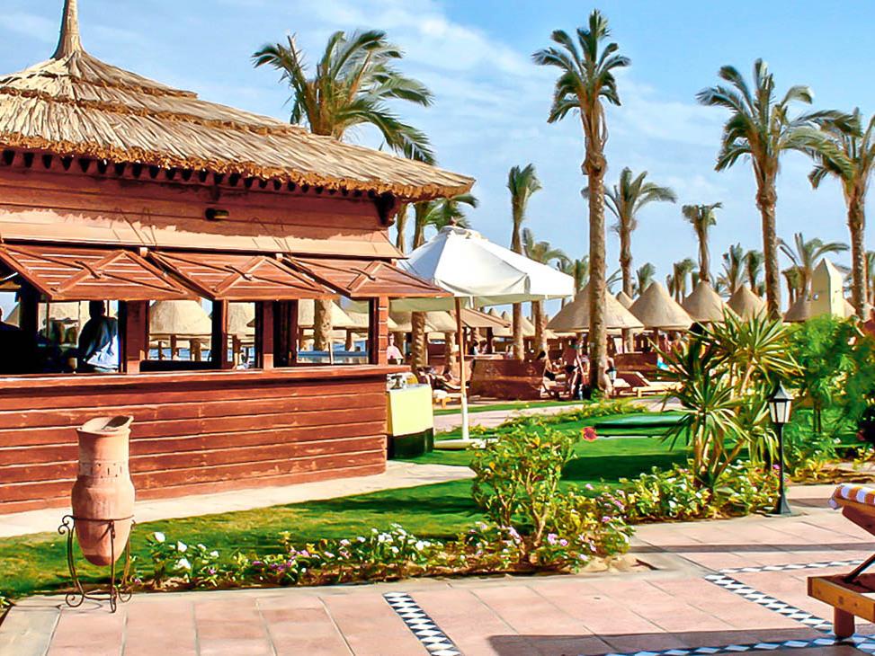 Слетать ру египет шарм эль. Sharm Grand Plaza 5*. Sharm Grand Plaza Resort 5. Sharm Grand Plaza. Albatros Royal Grand Sharm Adult only фотографии.