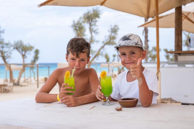 Aqua Heneish Beach