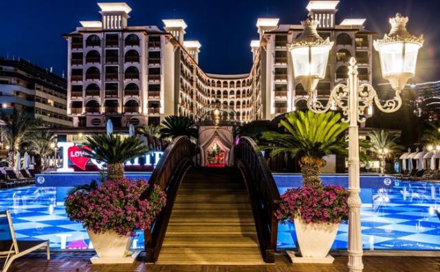 Quattro Beach Resort & Spa 