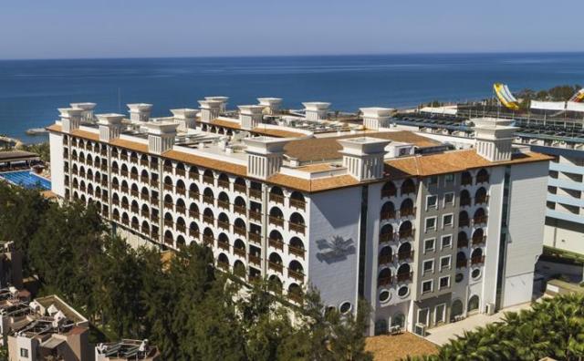 Quattro Beach Resort & Spa 