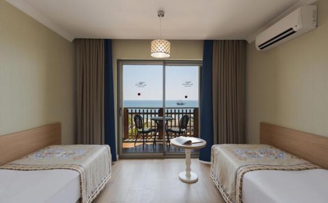 Quattro Beach Resort & Spa 