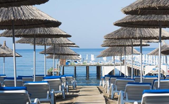 Quattro Beach Resort & Spa 