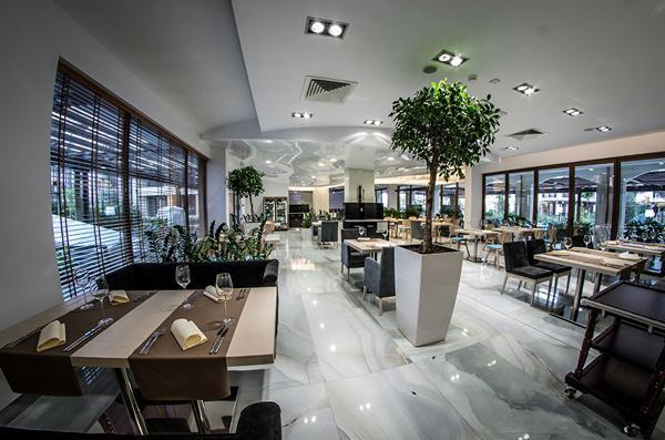 Aparthotel Premier Fort Beach