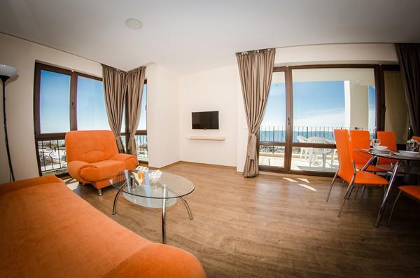 Aparthotel Premier Fort Beach
