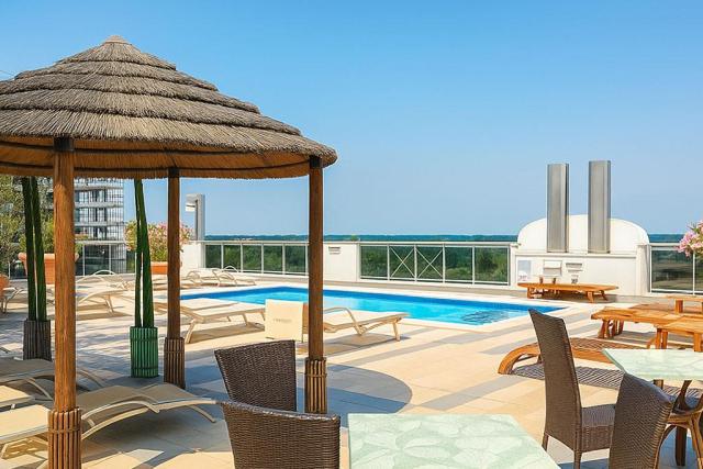 Eraclea Palace