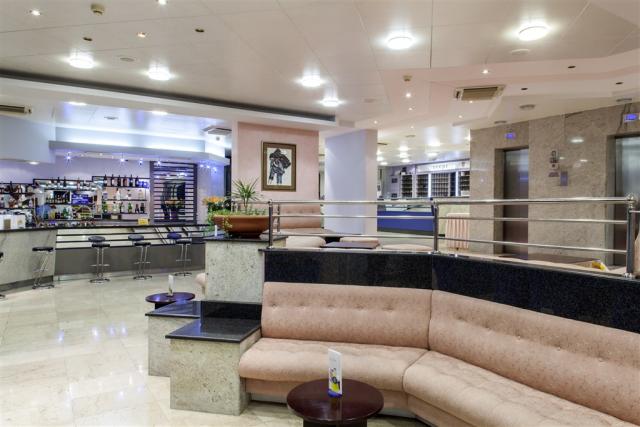 Neptun_Bar_Lobby_Reception.jpg