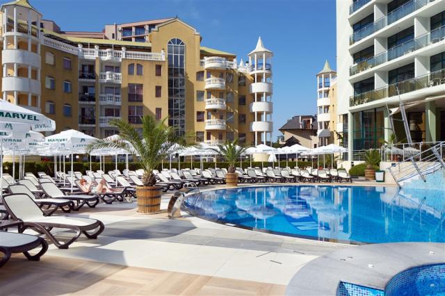 Pool area 6.jpg