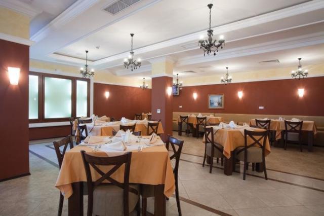 restaurant.JPG