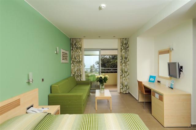 Resort Belvedere 018.jpg