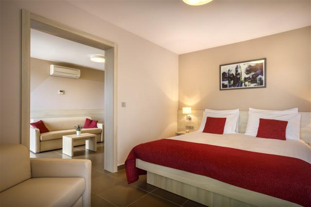 Lopar_Family_Hotel_Junior_family_suite__balcony_03_1623759289.j