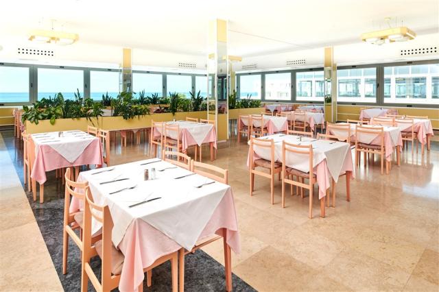 Hotel_Delfin_Plava_Laguna_2020_Restaurants_And_Bars_Restaurant-