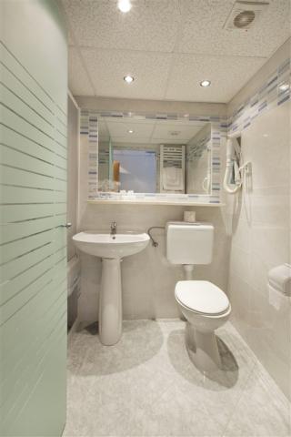 Superior room, sea side with balcony (1).jpg