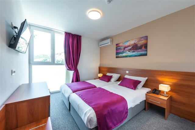 annex-komodor-dubrovnik-hotel-double-room.jpg