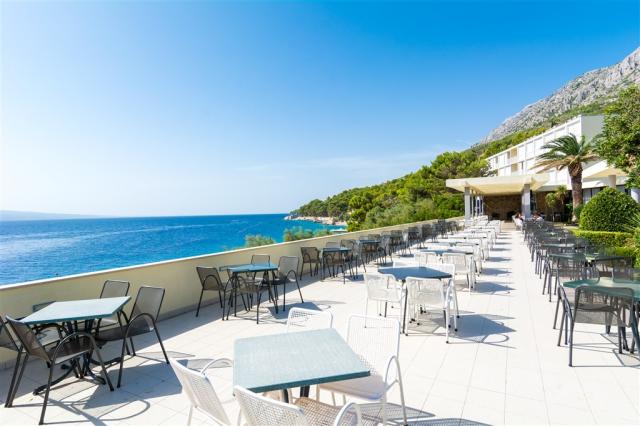 Holiday Village Sagitta - Terrace (2).jpg