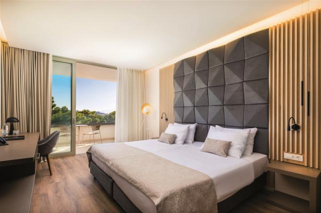 26_Aminess_Khalani_Beach_Hotel_06_Rooms_Classic_Double_Room_Wit