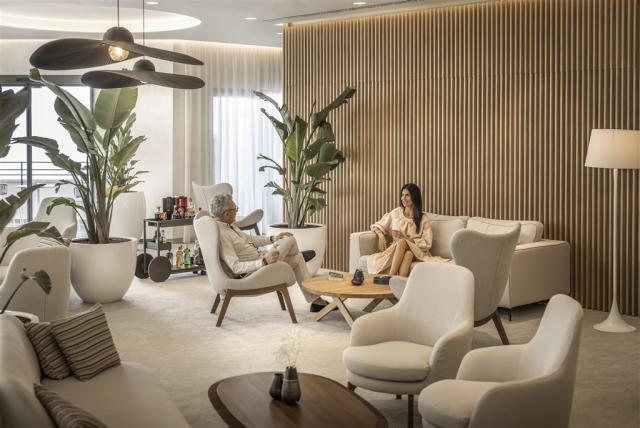 26_Aminess_Khalani_Beach_Hotel_09_Lobby_and_Reception_lobby-and