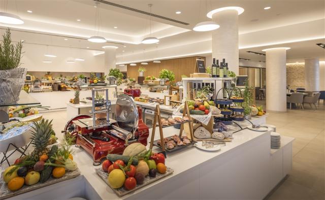 26_Aminess_Khalani_Beach_Hotel_02_Restaurant_restaurant-9.jpg