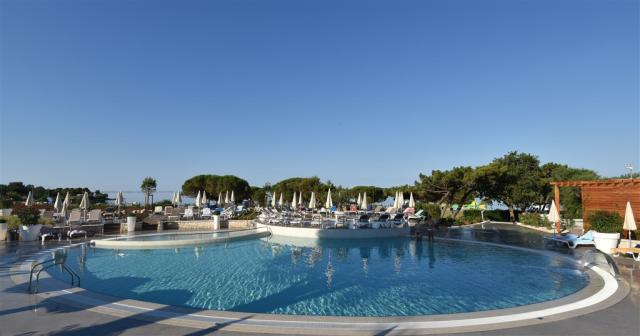 Park_Plaza_Belvedere_Medulin_Outdoor_Pool_05.jpg