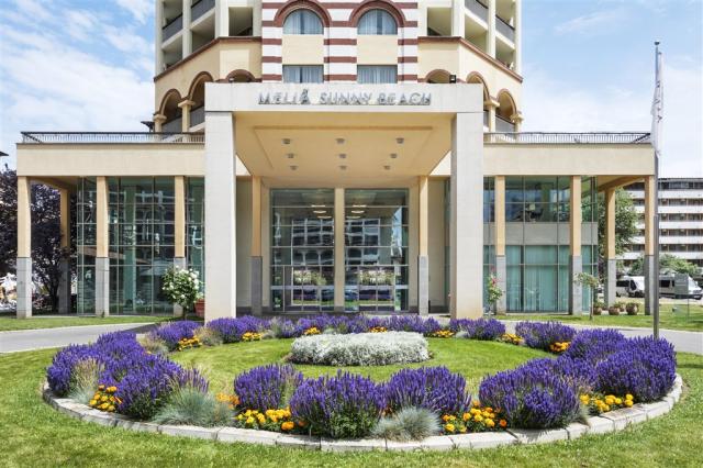 Hotel entrance A.jpg
