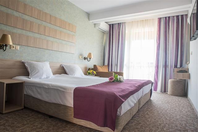 11 Stand Room 3.jpg