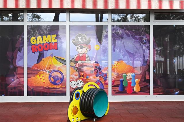 Game room (10).jpg