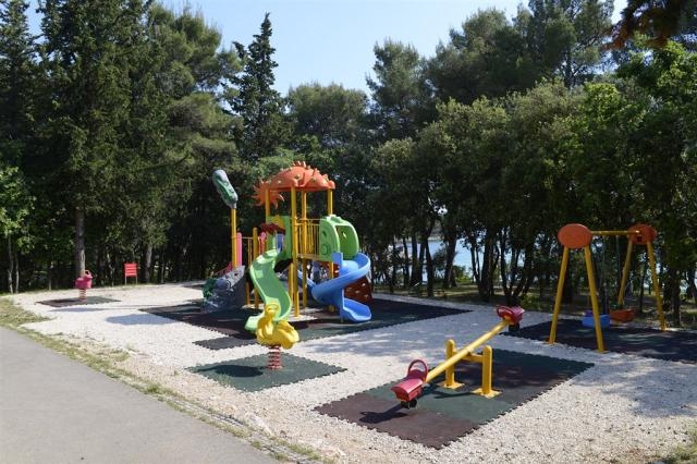 Kids playground (9).JPG