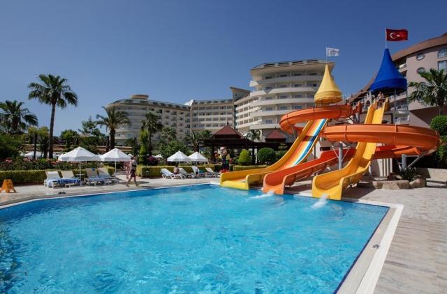 Saphir Resort 
