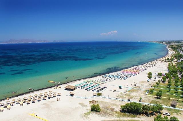 Tigaki Beach