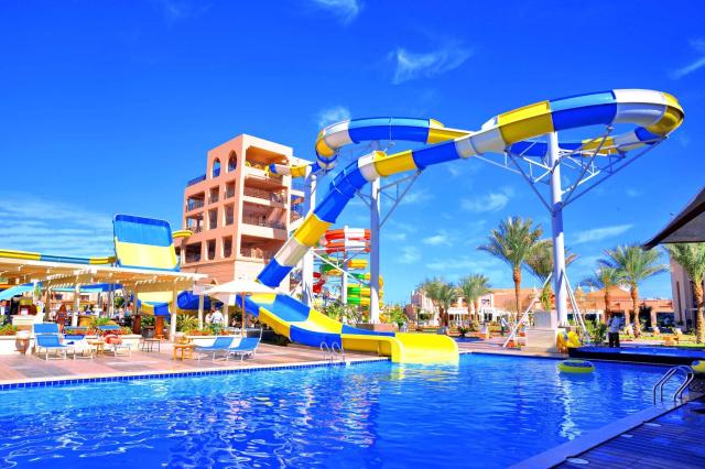Pickalbatros Aqua Park Resort