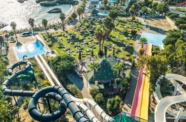 Star Beach Village 