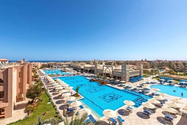 Aqua Vista Resort