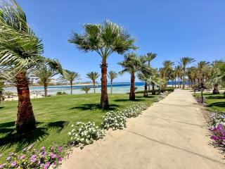Royal Brayka Beach Resort