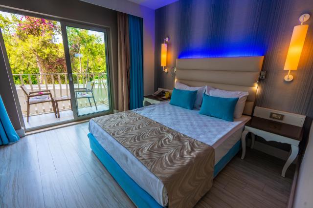 Tui Magic Life Masmavi