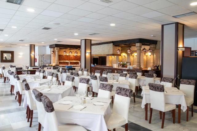 Evenia Zoraida Resort