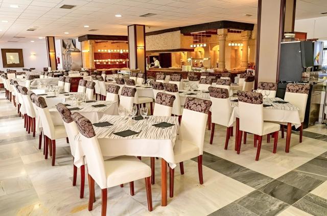 Evenia Zoraida Resort