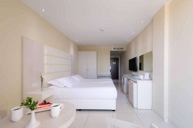 Tasia Maris Beach & Spa