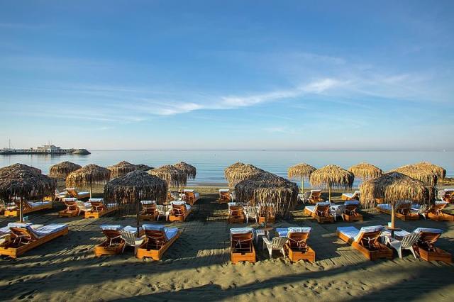 Grand Resort