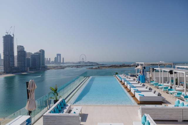 Radisson Beach Resort Palm Jumeirah Dubai