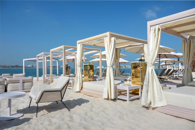 Radisson Beach Resort Palm Jumeirah Dubai