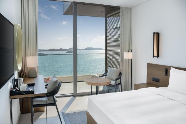 Radisson Beach Resort Palm Jumeirah Dubai