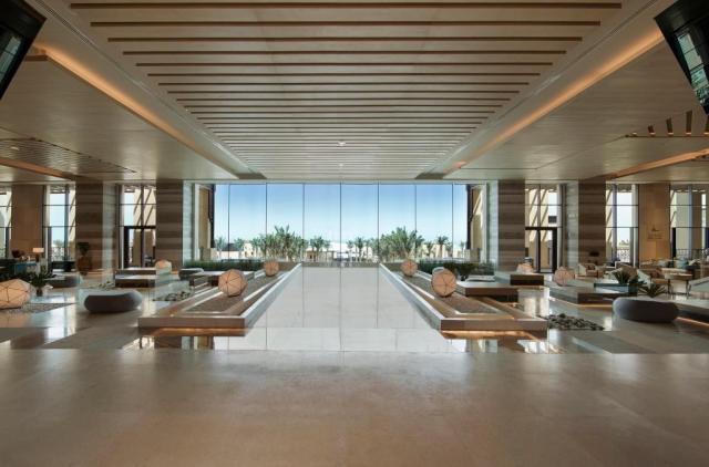 Saadiyat Rotana Resort & Villas