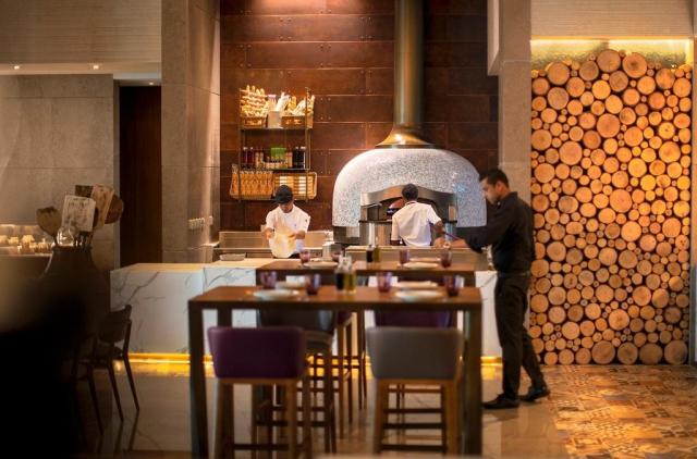 Saadiyat Rotana Resort & Villas