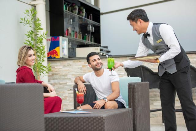 Rose Rayhaan by Rotana