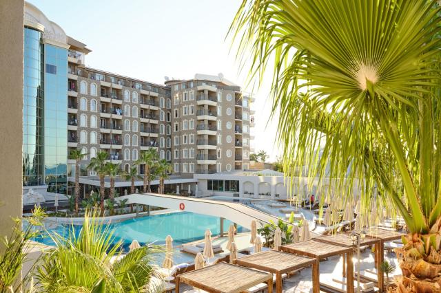 Laur Hotels Experience & Elegance