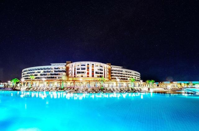 Aquasis de Luxe Resort and Spa