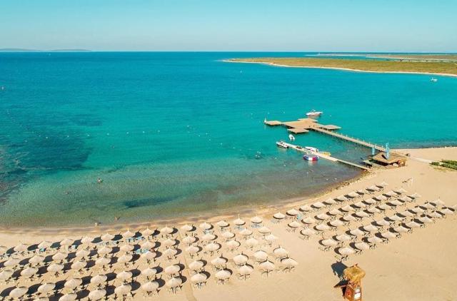 Aquasis de Luxe Resort and Spa
