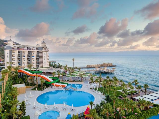 Aria Resort Hotel & Spa
